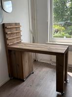 Massief houten nageltafel, Huis en Inrichting, Bureaus, Ophalen, Met wielen, Zo goed als nieuw, Bureau