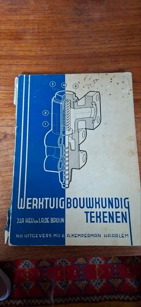 Oud boek Werktuigbouwkundig Tekenen 1941, Boeken, Techniek, Gelezen, Werktuigbouwkunde, Ophalen of Verzenden