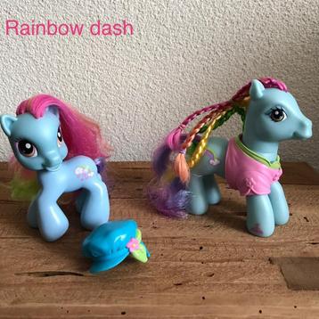 2 stuks:My little pony : Rainbow dash met pet en truitje bla beschikbaar voor biedingen