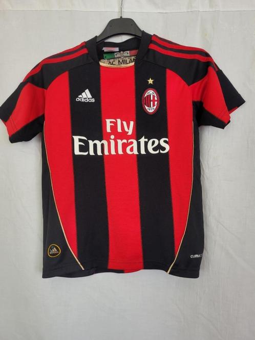 Stoer voetbalshirt mt 140 merk Adidas, Kinderen en Baby's, Kinderkleding | Maat 140, Zo goed als nieuw, Jongen, Sport- of Zwemkleding