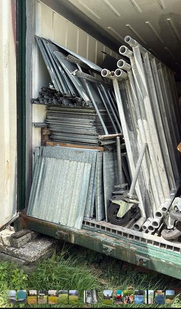 Stellingen voor magazijn of showroom beschikbaar voor biedingen