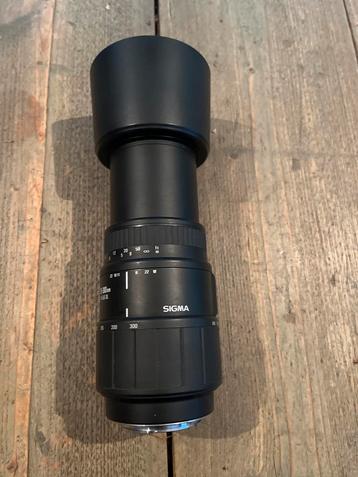 Sigma 70-300mm Telelens beschikbaar voor biedingen