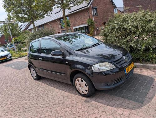 Volkswagen Fox 1.2 40KW 2009 Zwart, Auto's, Volkswagen, Particulier, Fox, Benzine, C, Hatchback, Handgeschakeld, Origineel Nederlands