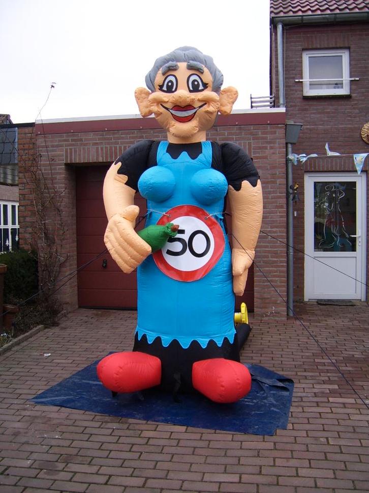 sarah te huur verhuur sara 50 40 30 60 70 80 jaar, Hobby en Vrije tijd, Feestartikelen | Verhuur, Nieuw, Abraham of Sarah, Ophalen