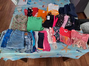 Meisjes kleding pakket 116-122  beschikbaar voor biedingen
