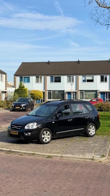 Kia Carens 2.0 Cvvt 5-ZIT 2007 Zwart beschikbaar voor biedingen