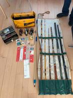 Drie zeehengels in zeer goede staat en bijbehorend visgerei, Ophalen, Gebruikt, Complete set