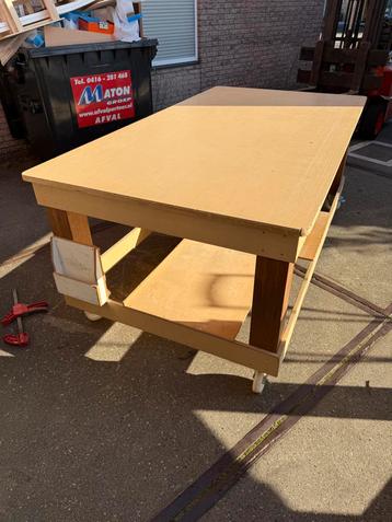 Werkbank op wielen - Handig en Mobiel! beschikbaar voor biedingen