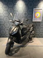 PIAGGIO BEVERLY 400 2024 4.946KM INCLUSIEF GARANTIE, 400 cc, Scooter, Bedrijf, 1 cilinder