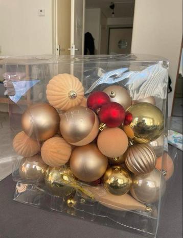 Kerstballen beschikbaar voor biedingen