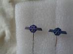2 x Blauwe Zevenhoven & Co .Speldje. Broche & speld., Verzamelen, Ophalen of Verzenden, Zo goed als nieuw, Overige onderwerpen