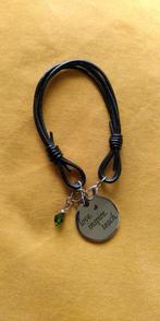 armband voor juf / meester, Nieuw, Leer, Ophalen of Verzenden, Met bedels of kralen
