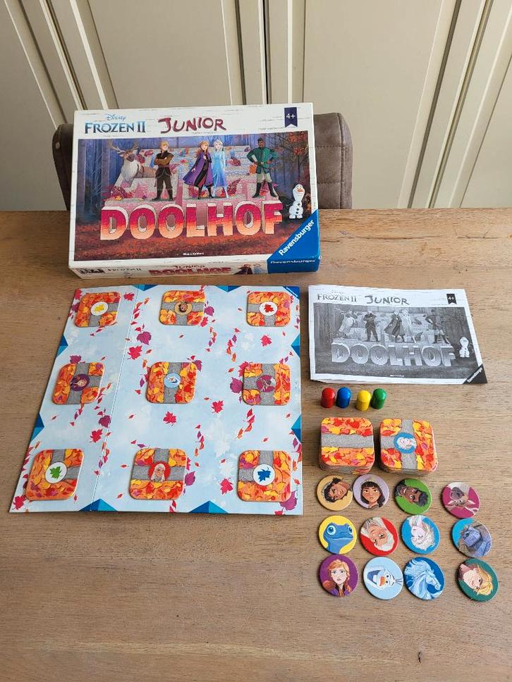 spel Frozen II Doolhof junior, Hobby en Vrije tijd, Gezelschapsspellen | Bordspellen, Zo goed als nieuw, Een of twee spelers, Drie of vier spelers