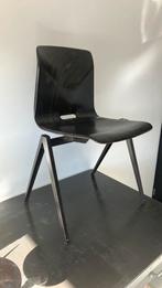 Revolt polywood stoel friso kramer, Huis en Inrichting, Stoelen, Ophalen, Gebruikt, Blauw, Eén