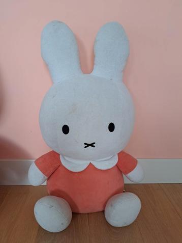 Leuke Nijntje knuffel  beschikbaar voor biedingen