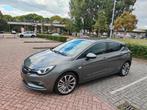 Opel Astra 1.4 Turbo 110KW 5D AUT 2017 Grijs, Auto's, 620 kg, Origineel Nederlands, 19 km/l, Particulier