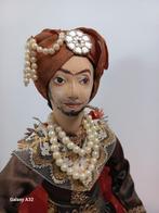Maharaja uit India, antieke sierpop 40 cm hoog, op voetstuk, Ophalen of Verzenden, Gebruikt, Pop
