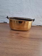 Koperen pannetje met handvat, Ophalen, Koper