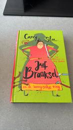 Carry Slee - Juf Braaksel en de magische ring, Ophalen of Verzenden, Zo goed als nieuw, Carry Slee