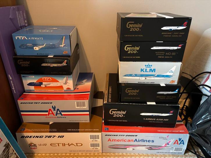 Collectie Vliegtuigmodellen, Hobby en Vrije tijd, Modelbouw | Vliegtuigen en Helikopters, 1:200 of kleiner, Overige merken, Ophalen of Verzenden