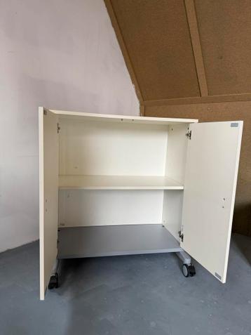 Ikea Effektiv kastje - afbeelding 2