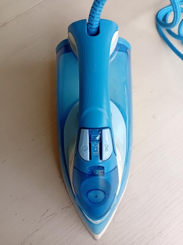 Strijkijzer, Ophalen of Verzenden, Zo goed als nieuw, Strijkijzer met snoer