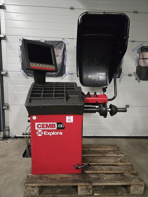 CEMB C87 balanceer machine / balanceer apparaat 230V, Auto diversen, Autogereedschap, Zo goed als nieuw, Ophalen of Verzenden