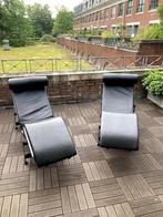 2 x Cassina Le Corbusier LC4 Chaise Longue (replica), Huis en Inrichting, Banken | Sofa's en Chaises Longues, Ophalen, Gebruikt