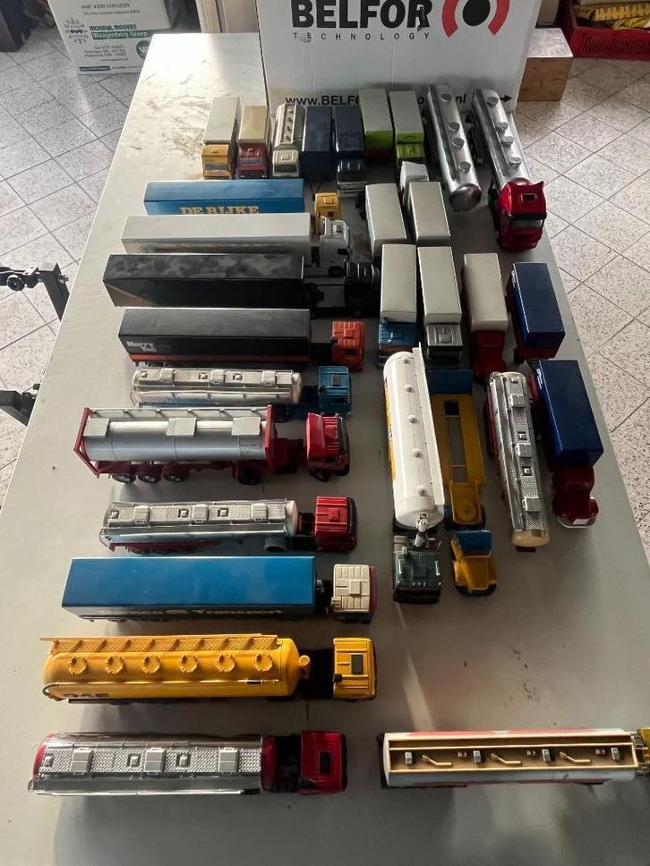 Tekno Modeltrucks | Schaal 1:50 |  Zie omschrijving!, Hobby en Vrije tijd, Modelauto's | 1:50, Gebruikt, Bus of Vrachtwagen, Tekno