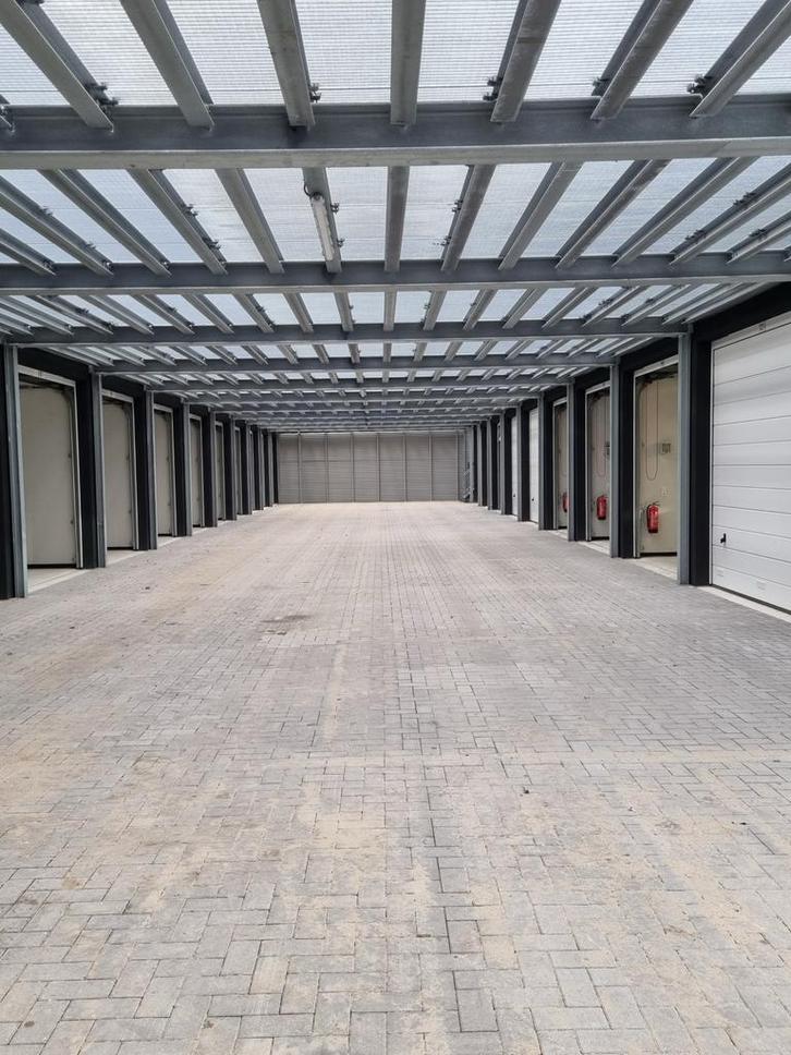 Te huur: Opslagbox / Garagebox 31 m² Rotterdam – €475 p/m, Huizen en Kamers, Garages en Parkeerplaatsen, Rotterdam