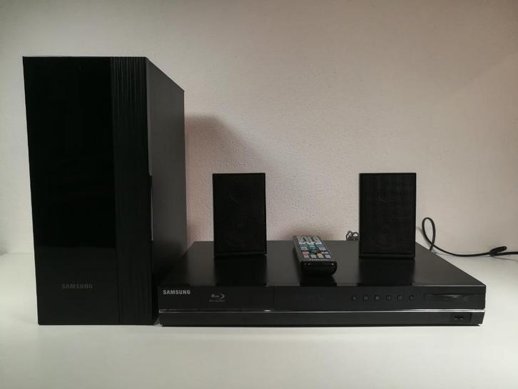 Samsung HT-D4200 Blu-ray Home Cinema System, Audio, Tv en Foto, Blu-ray-spelers, Zo goed als nieuw, Samsung, Ophalen
