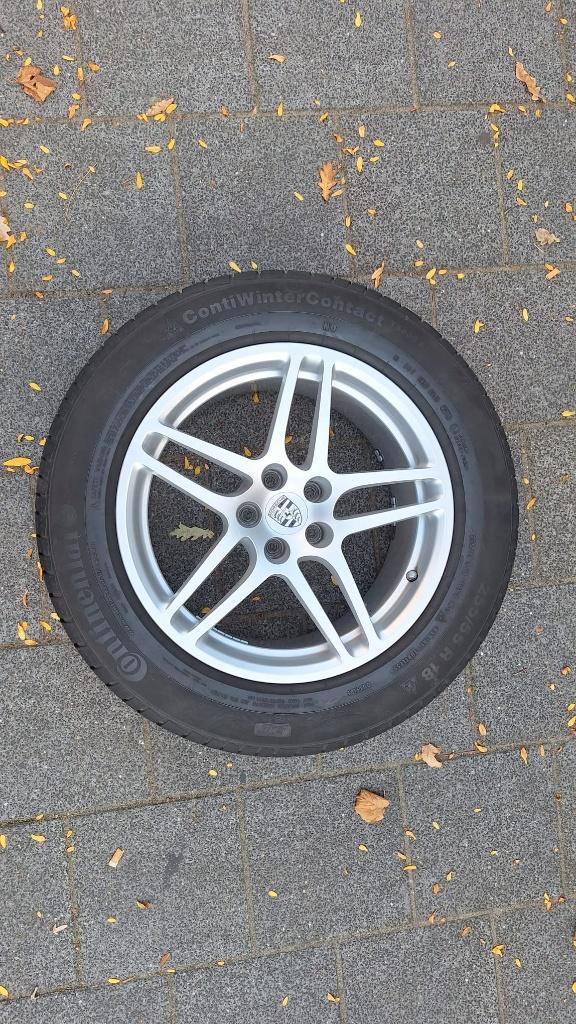 Porsche winter banden 235/60/R18 & 255/55/R18, Auto-onderdelen, Banden en Velgen, Band(en), Winterbanden, 18 inch, 235 mm, Personenwagen