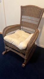 Rieten schommelstoel incl. Zitkussen, Huis en Inrichting, Fauteuils, Ophalen, Zo goed als nieuw, Riet of Rotan, Vintage