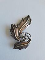 Zilveren Broche Blad Design, 4 tot 7 cm, Gebruikt, Ophalen of Verzenden, Zilver