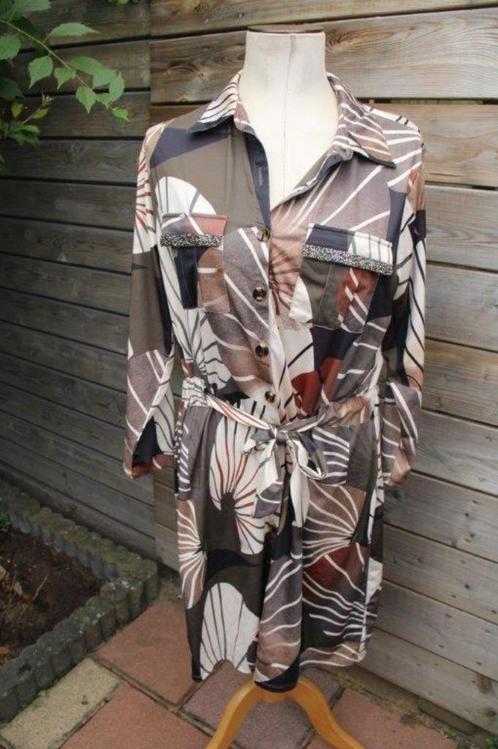 Doorknoopjurk taupe/ bruin K-Design mt XL Vaste prijs, Kleding | Dames, Jurken, Zo goed als nieuw, Maat 46/48 (XL) of groter, Bruin