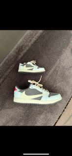 Jordan 1 Retro Low OG SP Travis Scott Reverse Mocha 41, Ophalen of Verzenden, Nieuw, Bruin
