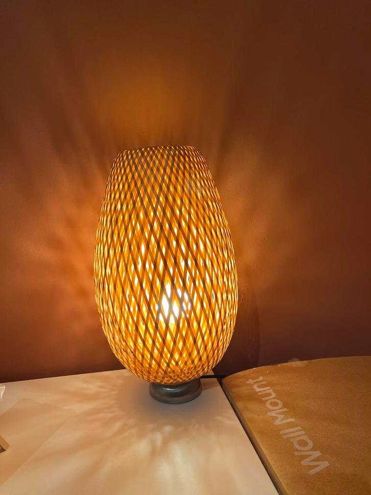 IKEA Böja Tafellamp - Zo Goed Als Nieuw!, Huis en Inrichting, Lampen | Tafellampen, Zo goed als nieuw, Hout, Ophalen