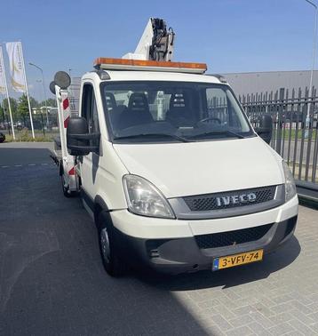 2009 Iveco 21 mtr werkhoogte BE rijbewijs beschikbaar voor biedingen