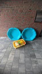 Schelp Zandbak / Zwembad + Speelgoed zand watertafel, Ophalen, Zo goed als nieuw