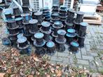 Kunststof stelpoten/terrasdragers, Ophalen, Gebruikt