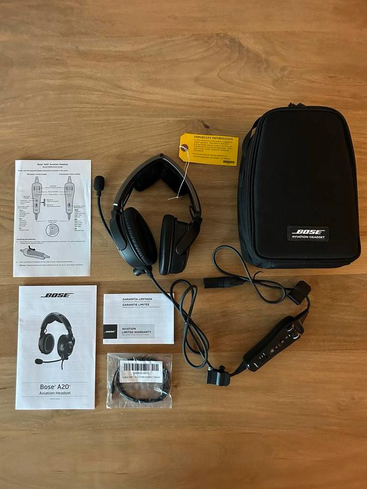 Bose A20 Aviation Headset, Audio, Tv en Foto, Koptelefoons, Zo goed als nieuw, Over oor (circumaural), Overige merken, Bluetooth