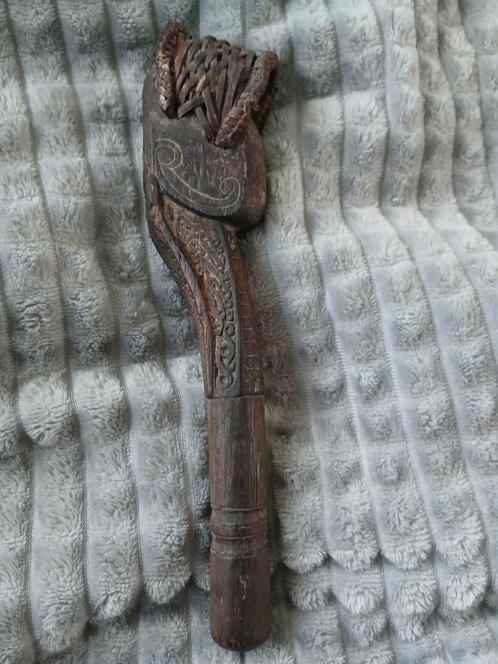 Houten steel adze bijl sago stamper Papoea Geelvinkbaai, Antiek en Kunst, Kunst | Niet-Westerse kunst, Ophalen of Verzenden