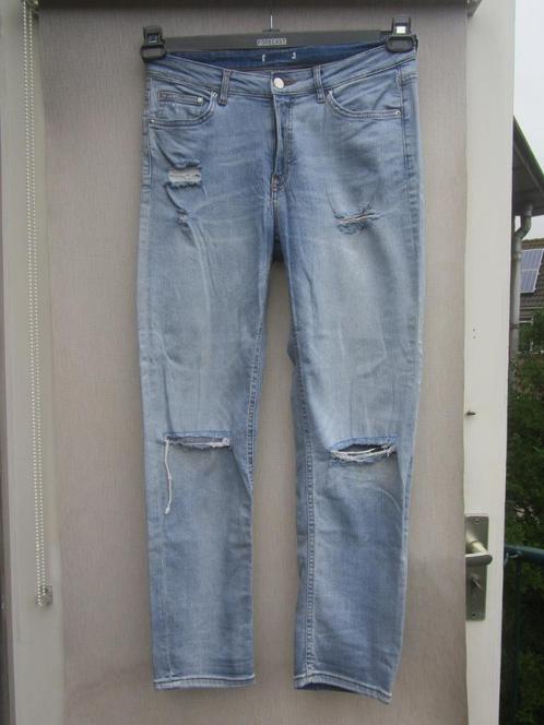 Spijkerbroek  & DENIM mt 38  scheuren/gaten, Kleding | Dames, Spijkerbroeken en Jeans, Zo goed als nieuw, W30 - W32 (confectie 38/40)