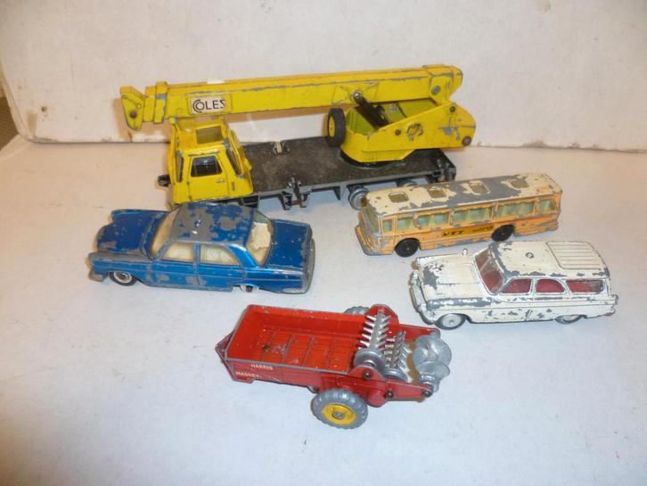 Dinky Toys  Coles Massey Harris Mercedes 250SE Viceroy Coach, Hobby en Vrije tijd, Modelauto's | 1:43, Gebruikt, Auto, Dinky Toys