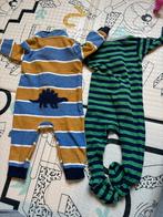2 Bodysuits Jongen 6 Maand - Carter’s - Zo Goed Als Nieuw, Kinderen en Baby's, Babykleding | Maat 62, Nacht- of Onderkleding, Carter’s