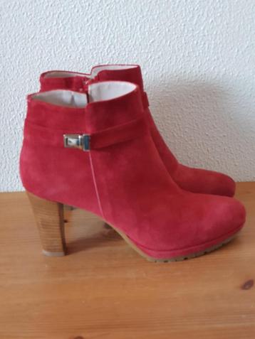 Lilian rode suede enkellaars maat 37 NIEUW! beschikbaar voor biedingen