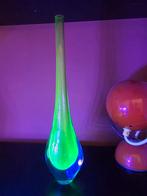 Uranium vaasje, Overige kleuren, Ophalen of Verzenden, Minder dan 50 cm, Glas