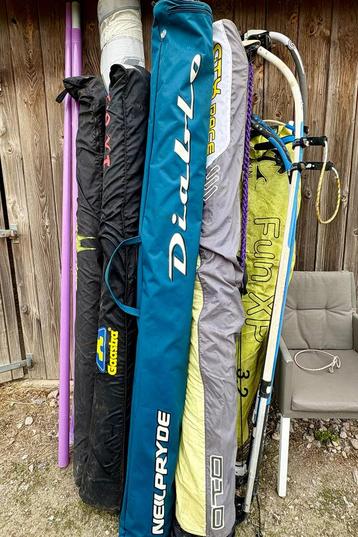 Surfzeilen, gieken (booms), surfboards en mast per stuk TEAB beschikbaar voor biedingen