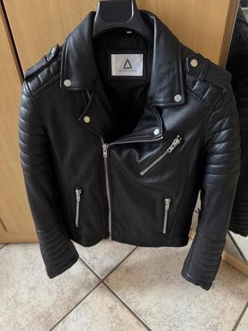 Leren jas Serge pariente beschikbaar voor biedingen