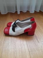 Vintage dames schoenen 1960 / 1970 mt 6,5, Zo goed als nieuw, Sneakers of Gympen, Ophalen